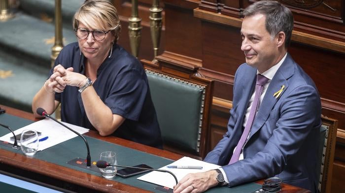 Minister for Development Cooperation and Metropolitan Policy Caroline Gennez and Prime Minister Alexander De Croo during a plenary session of the Chamber at the Federal Parliament in Brussels, October 19, 2023. 